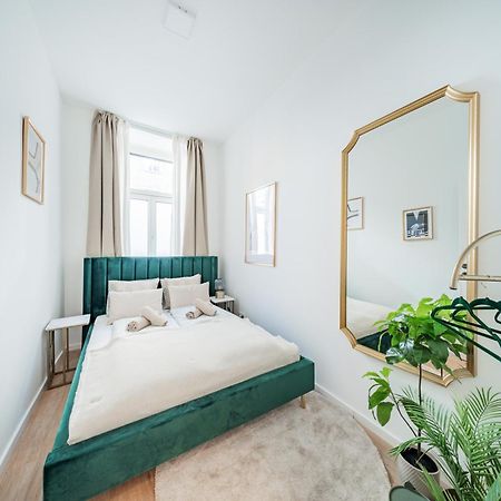 Seven Rooms Wina Bagian luar foto