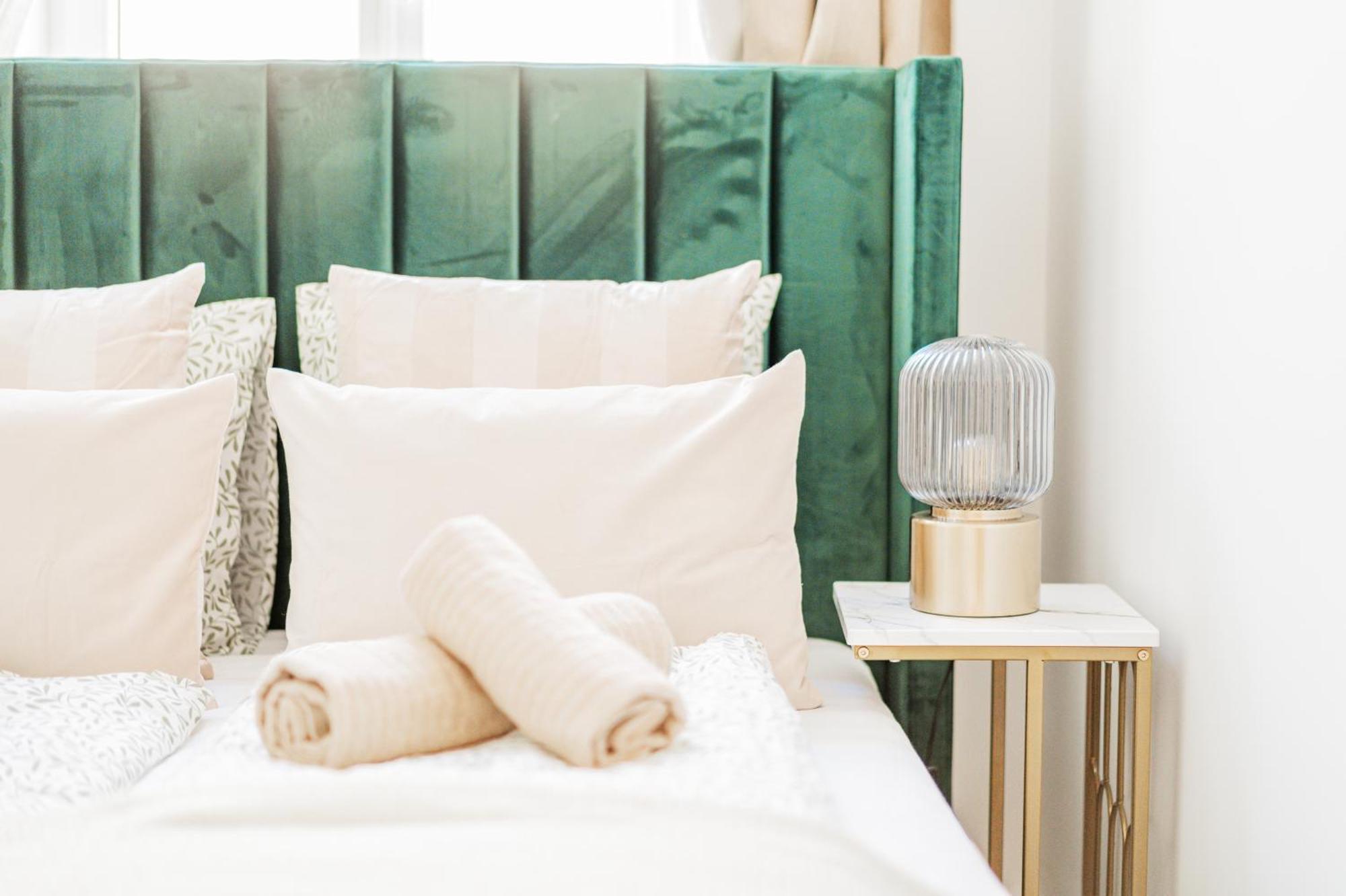 Seven Rooms Wina Bagian luar foto