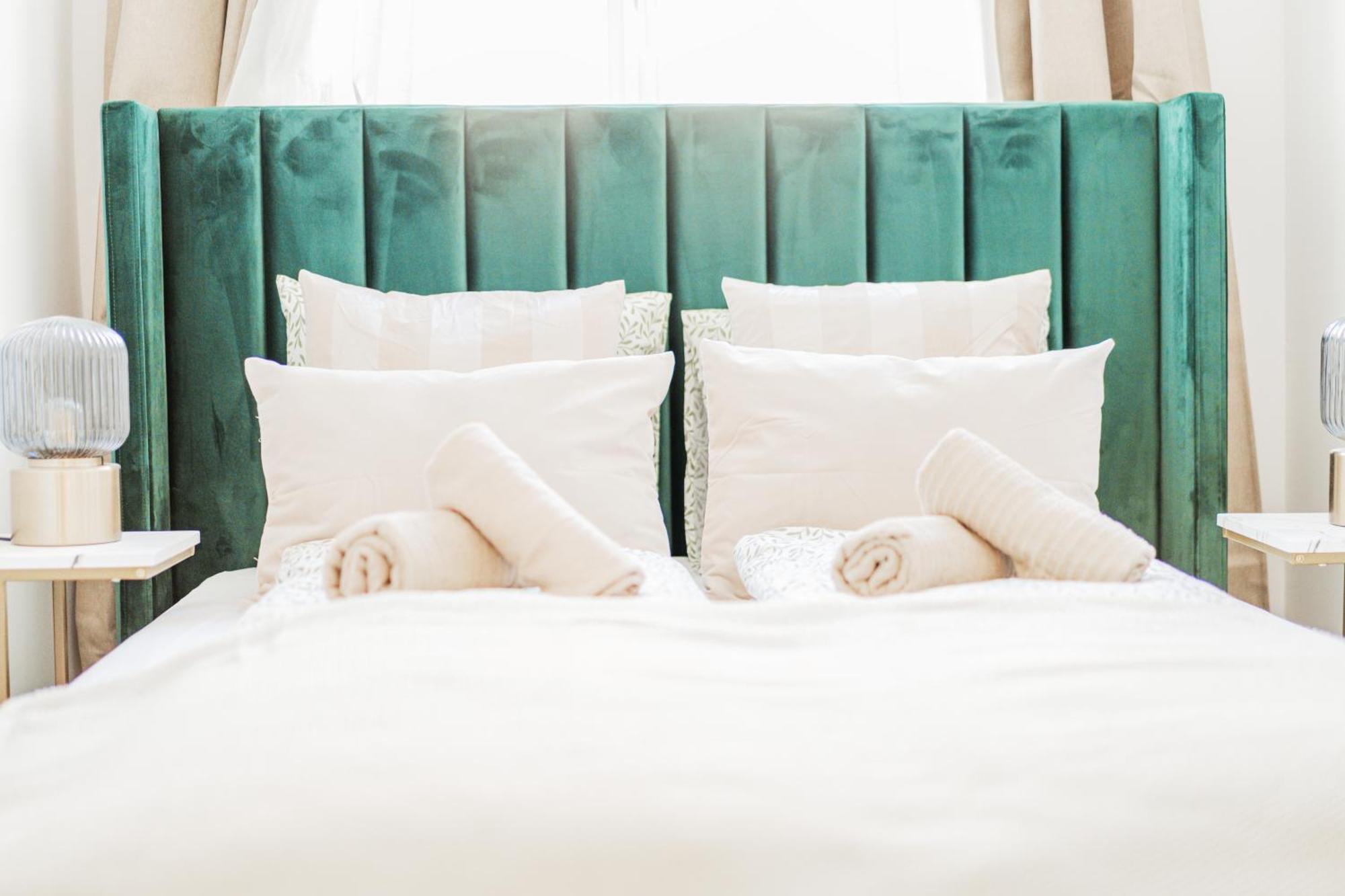 Seven Rooms Wina Bagian luar foto